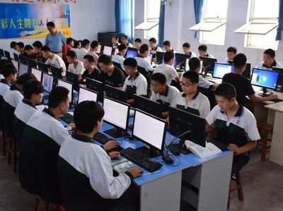 峰峰職教計算機信息技術咨詢服務專業招生 開啟數字未來，成就IT精英